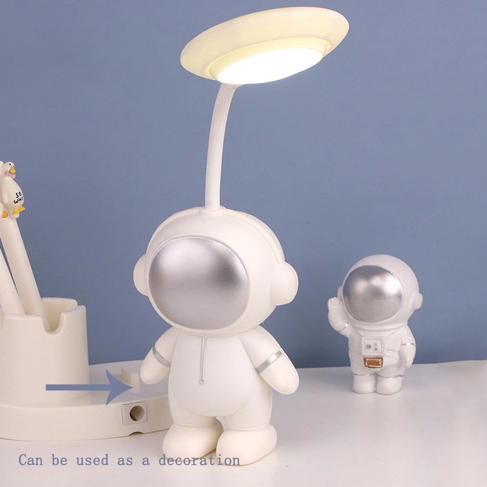 ���� �����ʰ� �ִ� â������ ���� ����� LED ���͵� ����ũ ����, ħ�� �� ���� ���� ���̺� ����, ��� �л� �� �߰� ����