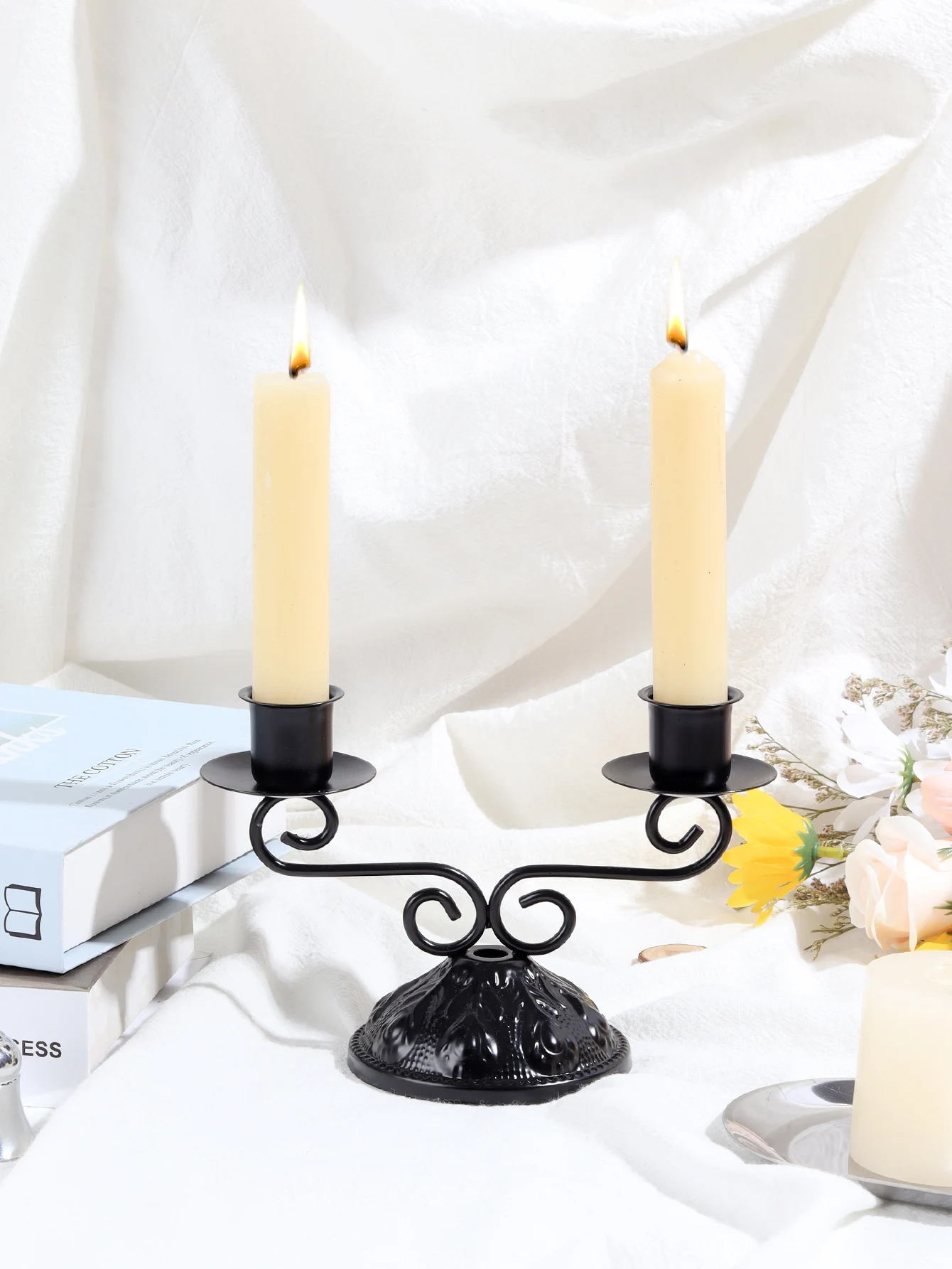 1pcs Vintage candle holders household decorations dining table decorations French Nordic romantic candlelight dinner props candle holders