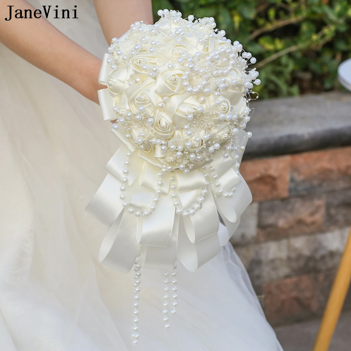 JaneVini Elegant Korean Bridal Bouquets with Pearls Handmade Satin Roses Ivory Flowers Bouquet Ribbon Handle Wedding Accessories