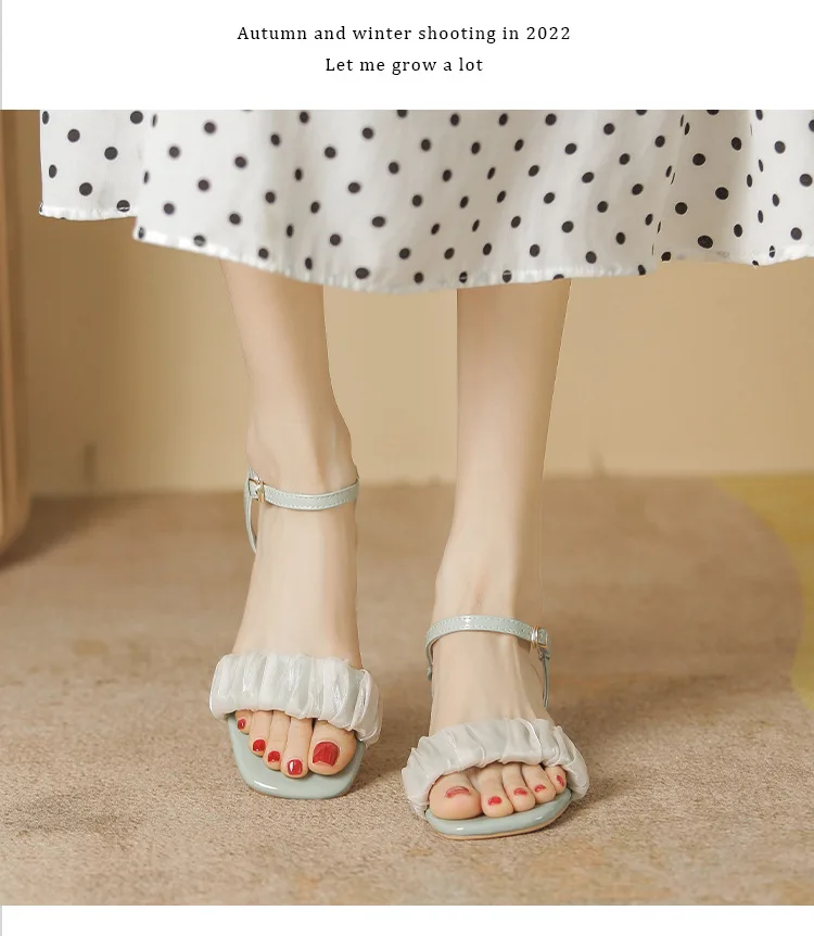 Sandal Lady New Summer Mid Heel Shoes Fairy Style Pleated Thick Heel Sandals Versatile One String Single Shoe Lady 41-6