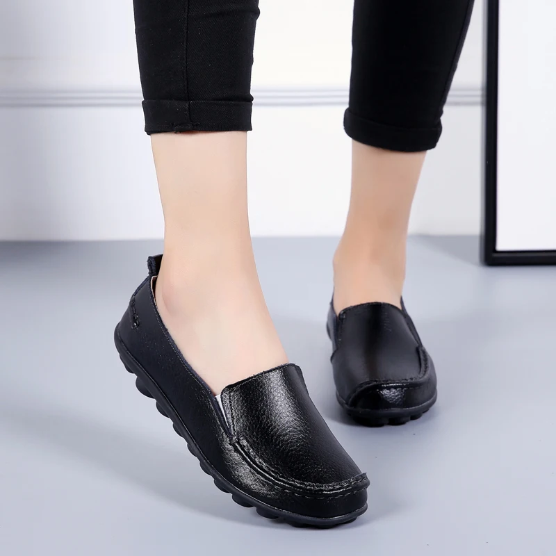 Women Slippers Sandals Women Flat Shoes Soft Casual Genuine Leather Flats Ladies Slip on Loafers Plus Size
