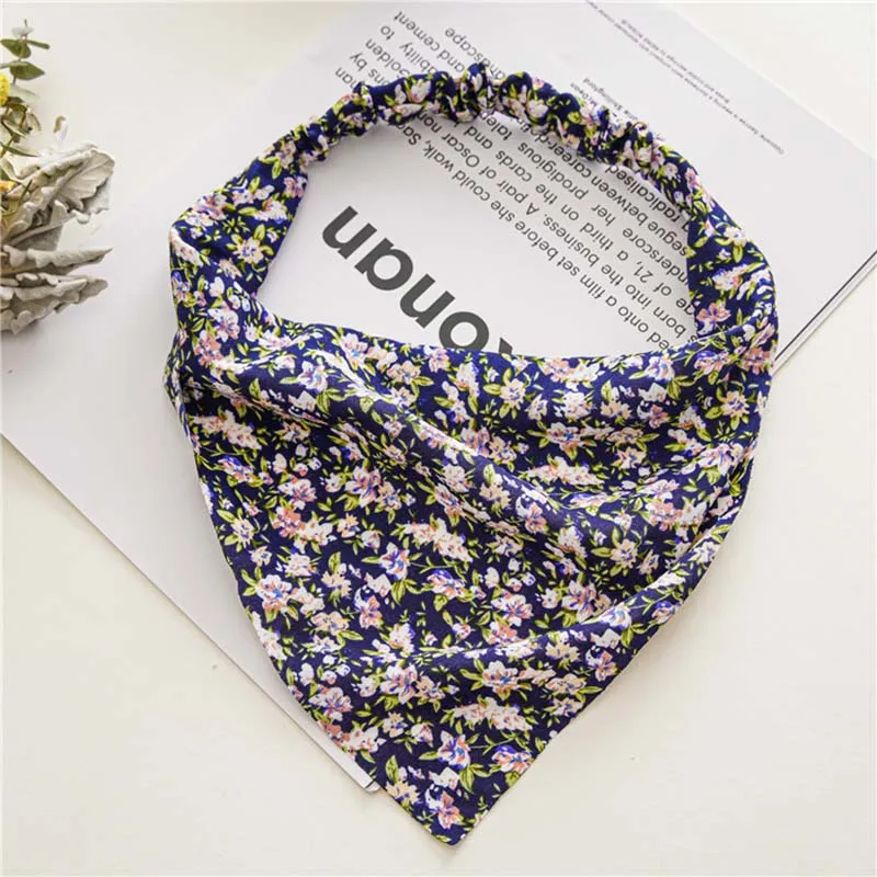 Printting Hair Scarf Scrunchies Vintage Triangle Bandanas Hairband Headband Without Clips Elastic Hair Bands Headwrap AccesoriesPrints Triangle Bandanas Bandanas Hairband Elastic Hair Bands Women Flower Bandage Headband Turban Bohemian Girls Hair Accessories baby accessories doll	 Baby Accessories