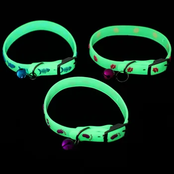 Collar de gato que brilla en la oscuridad con campana ajustable para mascotas, Collar de silicona con patrón lindo, apto para gatitos y perros pequeños, animales pequeños 1
