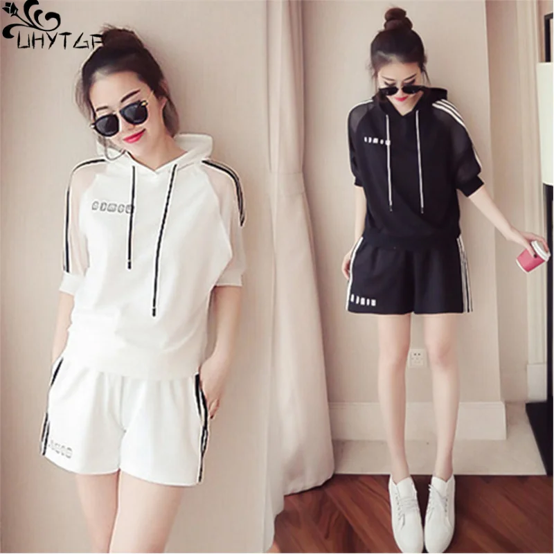 

UHYTGF Two-Piece Sets Women Summer Hooded Short-Sleeved T-Shirt Top Elastic Waist Wide Leg Shorts Lady Casual Fashion Tracksuit