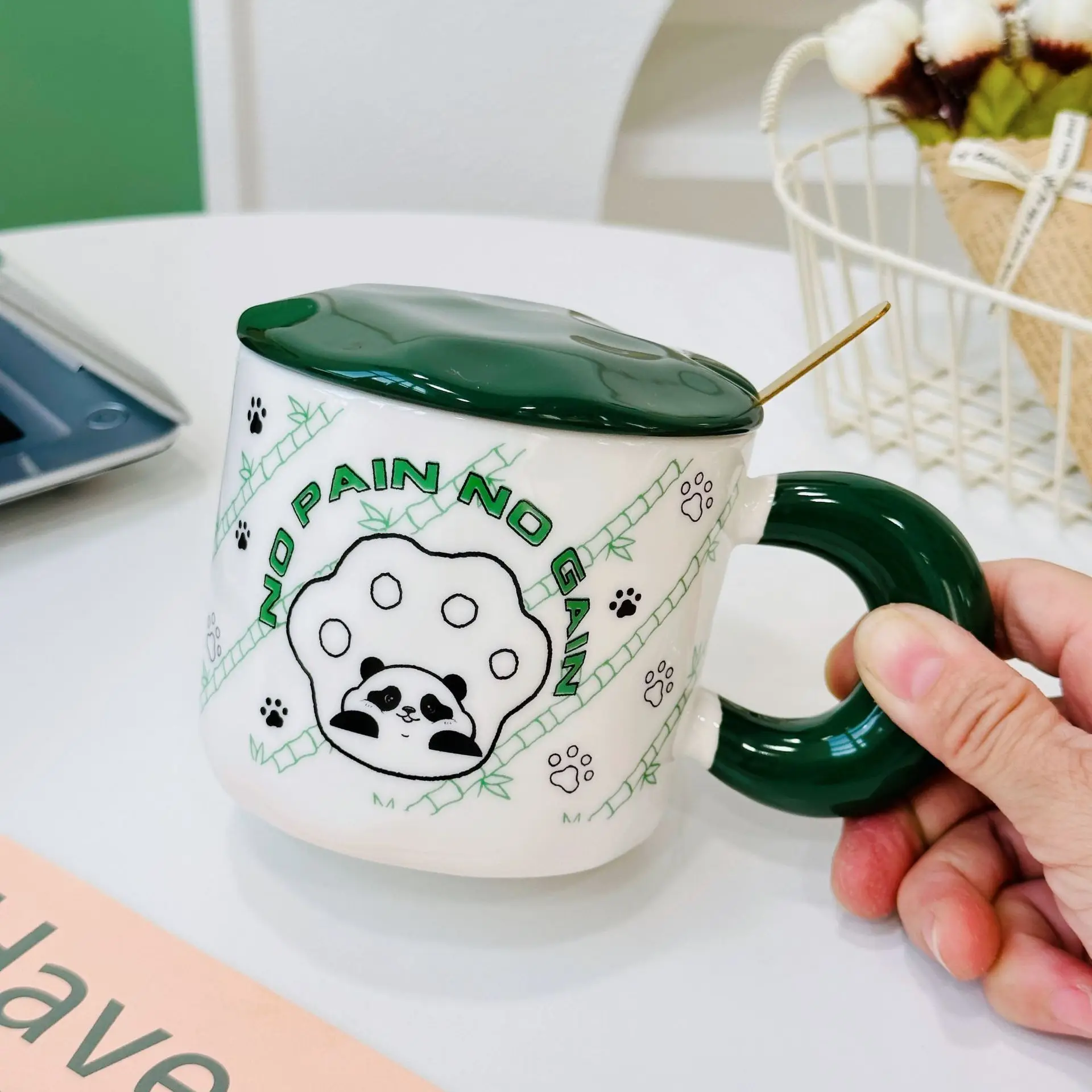 パンダシリーズセラミッククリエイティブパーソナライズ水ハンドヘルド