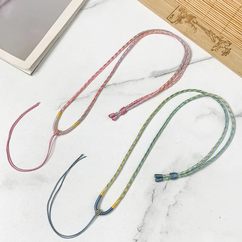 قلادة مطرزة متدرجة مستوحاة من الصين مع حبل قابل لل...