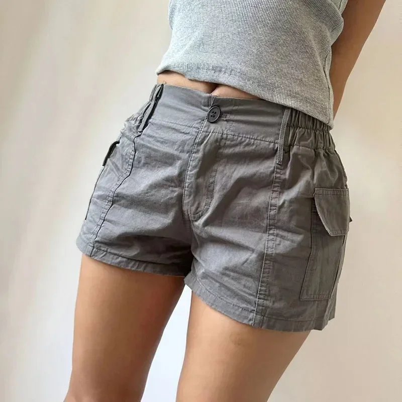 Low-Waist Y2K Cargo Shorts with Pockets