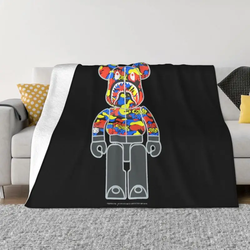 Medicom Toy Bearbrick Medicom Toy Camo Shark 2019 Coperta Calda Sul Divano Divano Traspirante Divano Decorativo Dedicato