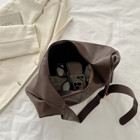 Trendy Casual Soft PU Women's Handbags Solid Color Large Capacity Female Shoulder Bag Retro Tote Bag For Commute Shopping - Image 3