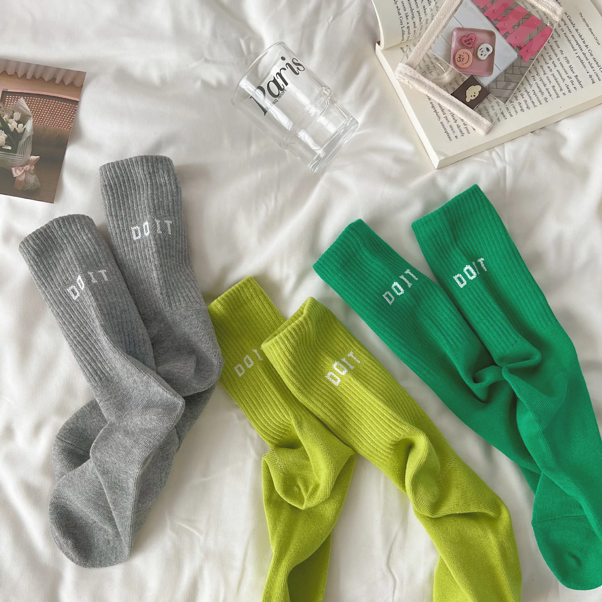 Womens Socks Spring and Autumn Style Mid-tube Cotton High Waist Letter Sports