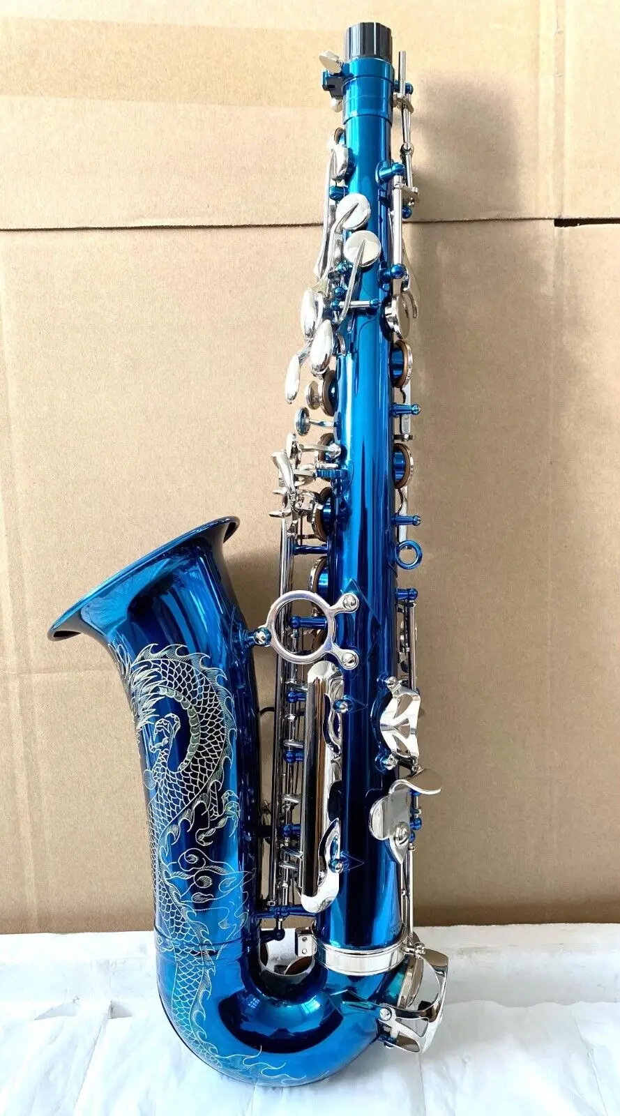 Easter Music intermediate blue glossy lacquered alto saxophone with nickel keys