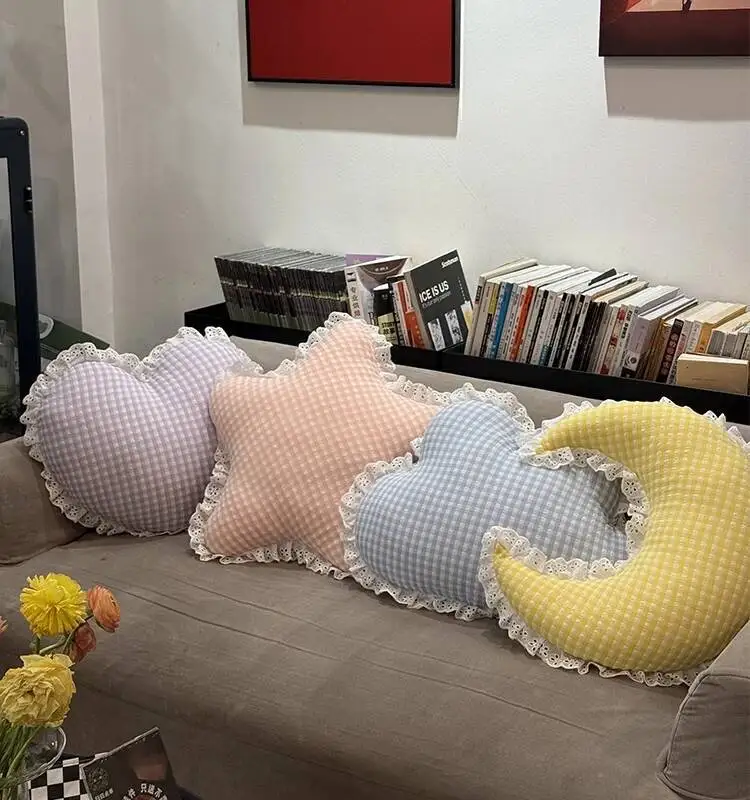 하늘 베개 플러시 문 하트 스타 구름 부드러운 쿠션 다채로운 체크 패턴 소파 의자 장식 플러시 숙녀 선물