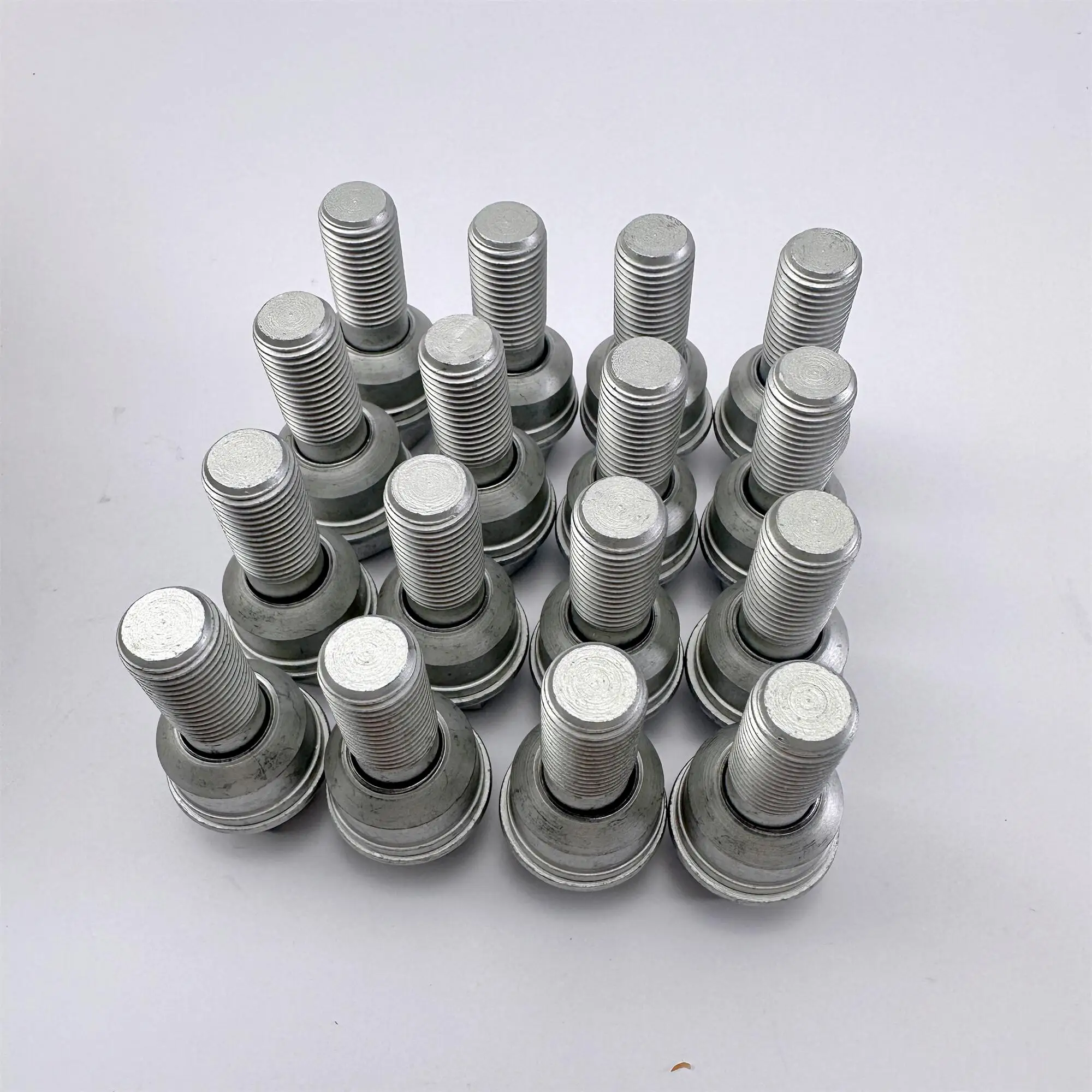 8R0601295 BOLE BOSS Tire Screw for Audi A8 S8 Q3 Q5 Q7 Q8 car screws