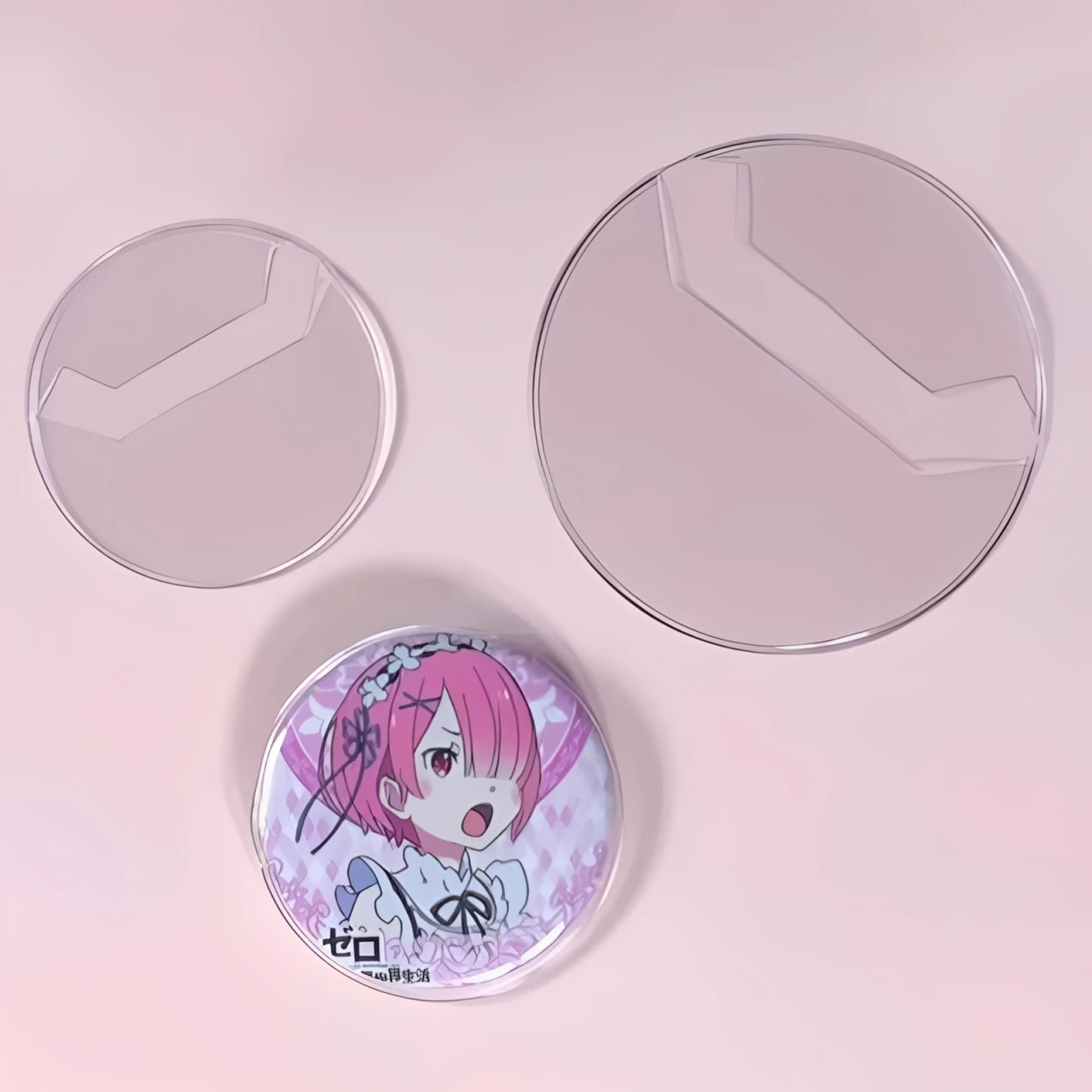Funda redonda para insignia, soporte transparente, Protector, bolsa Ita, Pin, funda protectora, broche de exhibición, mangas de dibujos animados de Anime, alfileres, juguete para regalo
