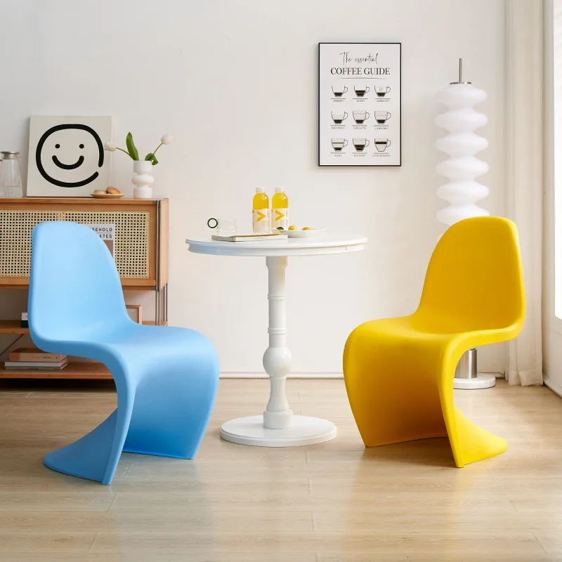 

Nordic Stacking Chair Living Room Chairs Plastic Floor Chair with Back Creative Lounge Furnitures Space Saving Ghost Chairs