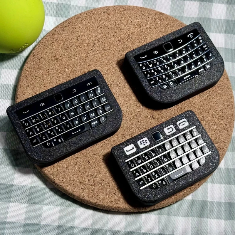 새로운 블랙베리 Q10/P9981 미니 트랙패드 키보드 Costom 듀얼 모드 블루투스 ZMK 키보드 마우스 게임 키보드 통합