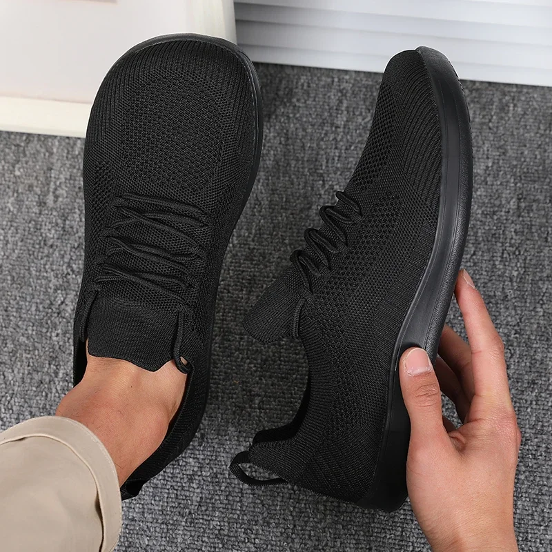 New Fashion Wide Toe Barefoot Sneakers Mesh Soft Sole Breathable Lace Up Shoes Versatile Daily Round Toe Couple Running Shoes