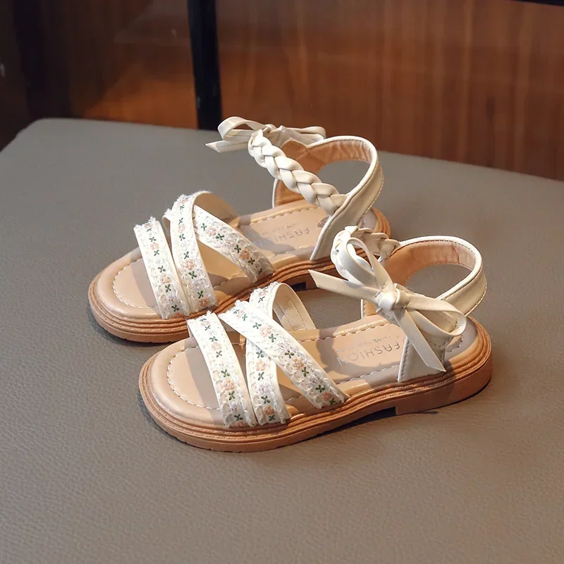 Girls Sandals Summer Children Princess Shoes Open-toe Embroider Flower Bowknot Flat Sandals Soft Soled