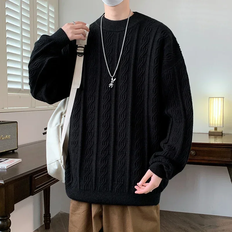 

Men's New Autumn/Winter Round Neck Loose Knitted Sweater Solid Twisted Flower