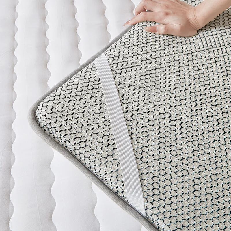 Description Picture 3 of itemSoybean Fiber Mattress Foldable Family Homestay Tatami Mat Floor Mat Sleeping Mat Single And Double Soft Mattress