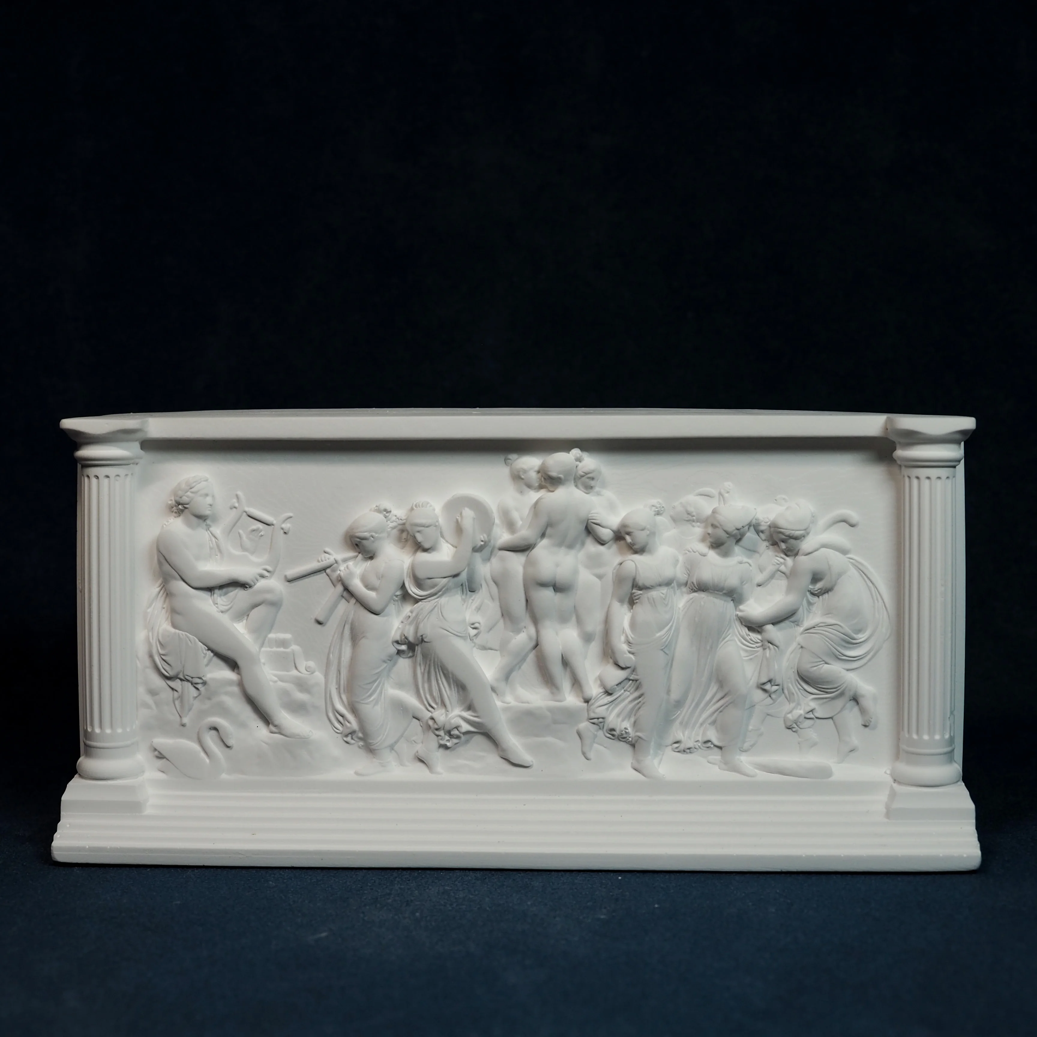 

“dancing muse” Exquisite 3D relief plaster statue of the dancing muse, decorative desktop diffuser, scenic spot B&B gift