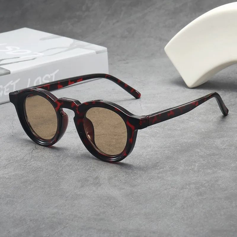 Vintage Round Frame Unisex UV Protection Sunglasses