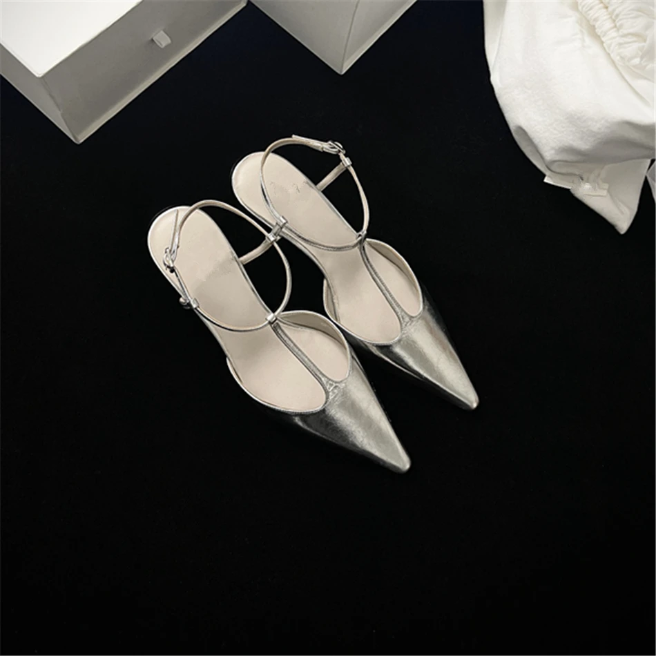 

TR Shoes For Women In Calfskin Super Soft High Quality Kitten Heels Toe Cap Luxury Brand Design Simple Heels