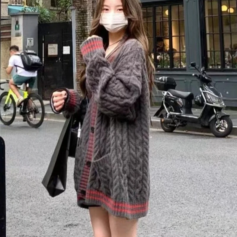 New Autumn Women's Cardigan Long-sleeved Sweater Fashion Elegant Winter V-neck Single-breasted Knitwear with Pocket Jacket