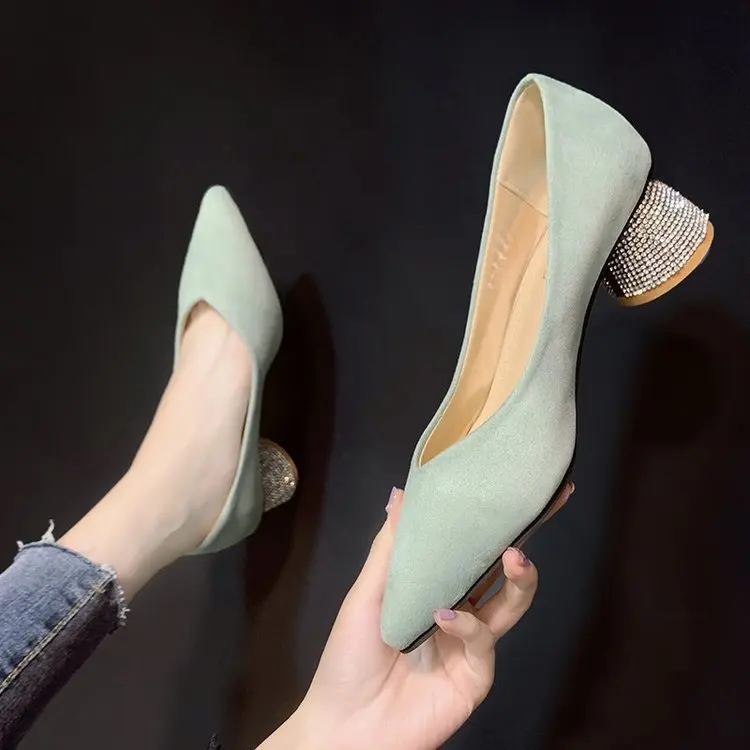 Женские туфли-лодочки с острым носком из искусственной замши | Обувь