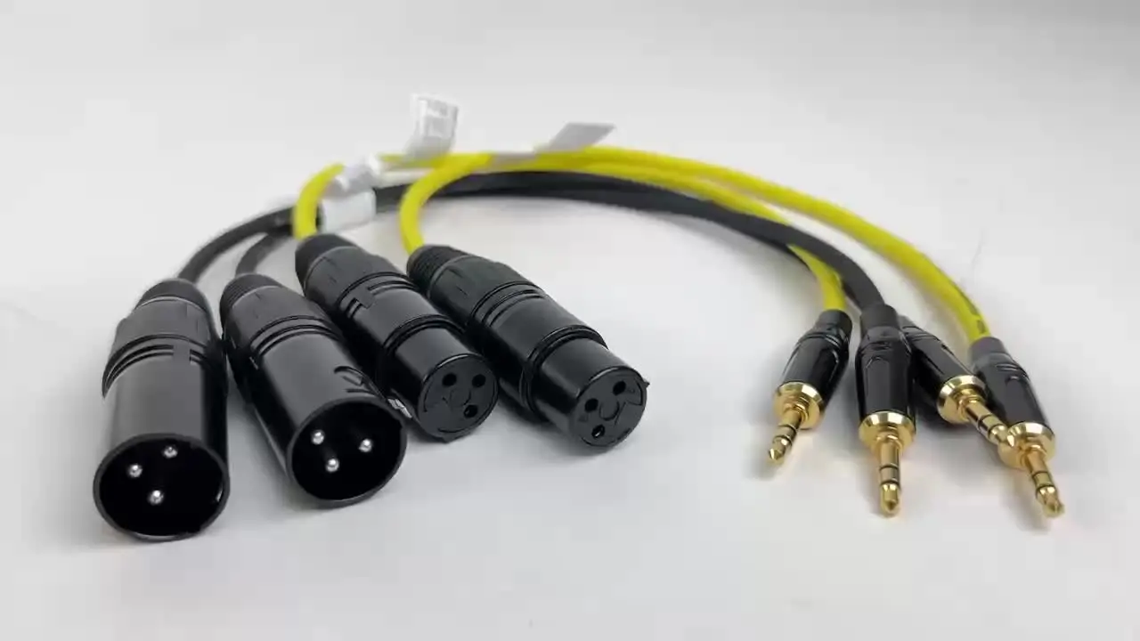 Cavo Audio Professionale 3,5 Mm TRS Maschio A XLR Femmina Angolato – 0,3 M, Bilanciato, Per Mixer E Microfoni
