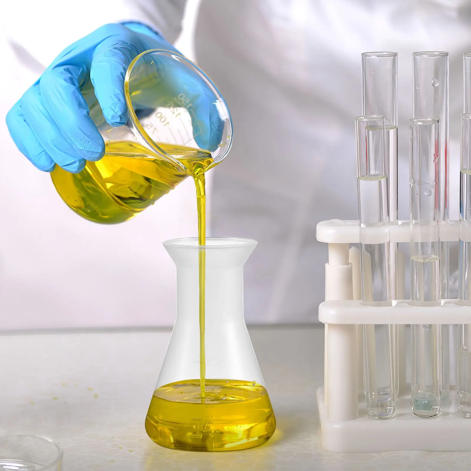 5 Pcs 50mL Plastic Beakers Erlenmeyer Flasks Conical Flasks Experiment Conical Measuring Bottles Laboratory Tools