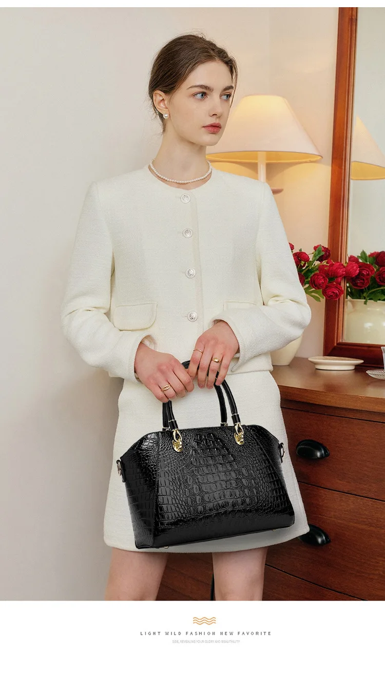 Luxury Crocodile Pattern Faux Leather Women’s Handbag