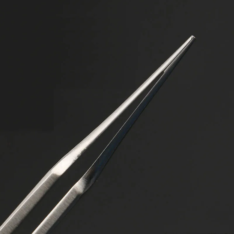 Рисунок 4 - Щипцы для глаз из нержавеющей стали с золотыми ручками