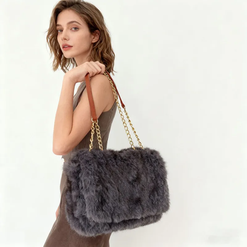 Fashion Luxury Warm Imitation Rabbit Hair Women's Large Capacity Handbag Y2K Fluffy Bag Winter Plush Underarm Bag