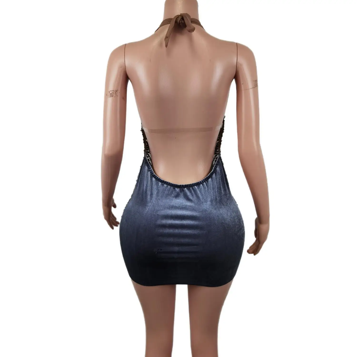 Рисунок 3 - Роскошные Блестящие Серебряные Кристаллы