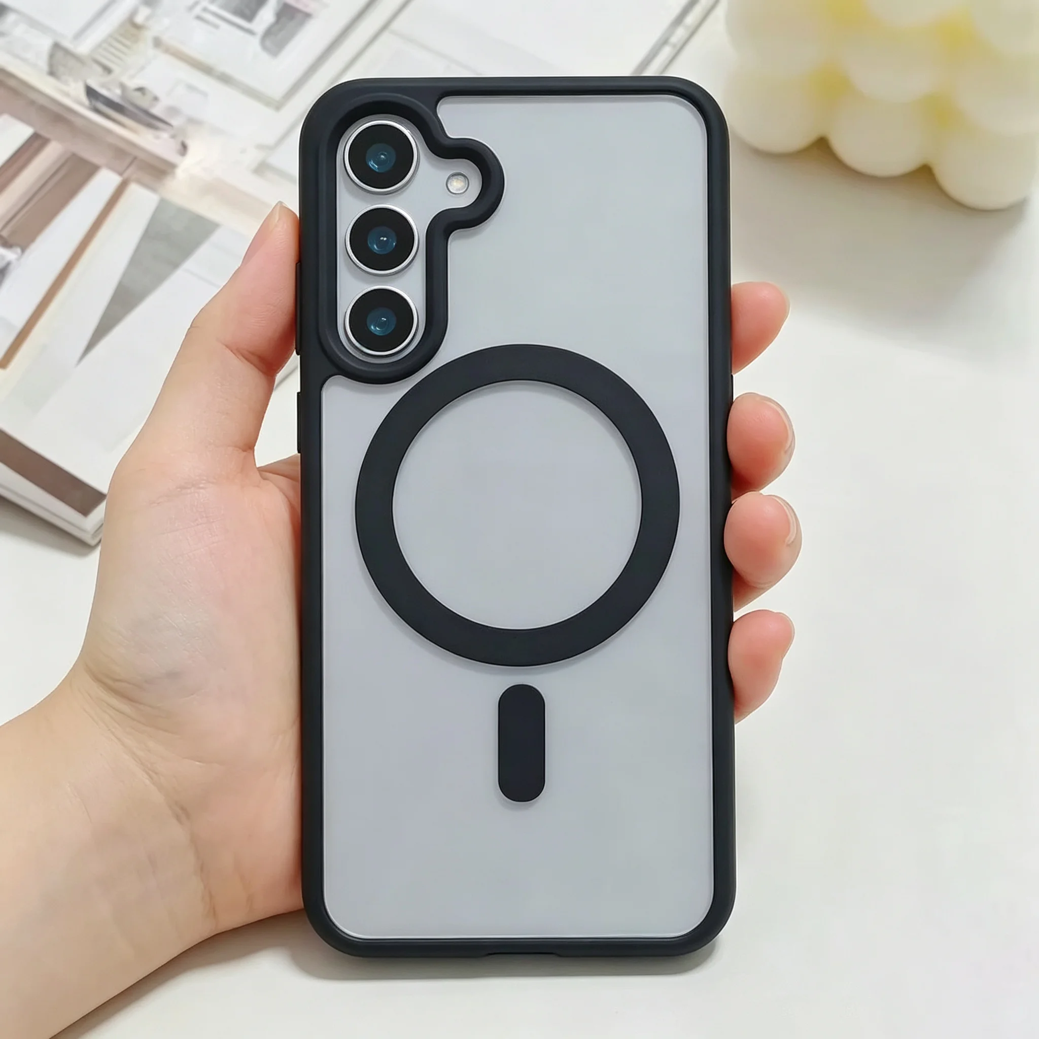 Magnetic Charge Transparent Acrylic Phone Case with MagSafe Compatibility