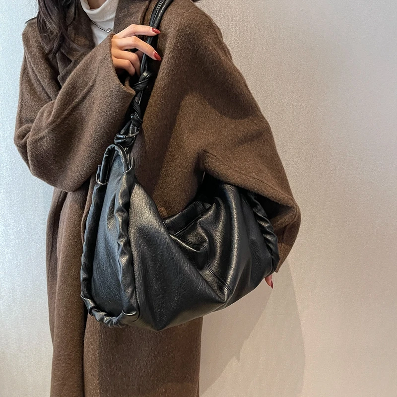 

Vintage Women's Shoulder Bag Designer Handbag Purse High Quality Soft Leather Ladies Bag Large Capacity Chain Shoulder Tote Bag