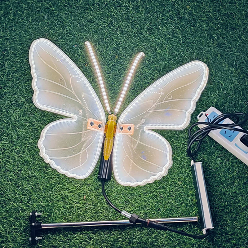 2-pack LED outdoor dynamic and static butterfly lights to create a festive party atmosphere