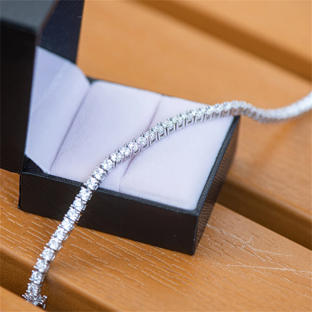 

Sterling Silver Color Bracelet for Women High Carbon-Diamond Bracelet Charm Wedding Party Bangle Fine Jewelry Gift Wholesale