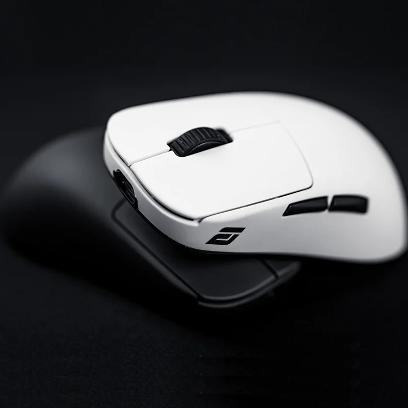 Endgame Gear op1we drahtlose leichte Esport-Spiel maus