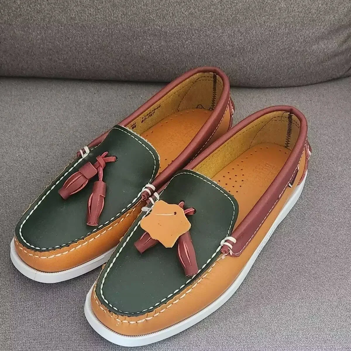Handmade Shoes Men Mocassins Classic Cow Leather Docksides Boat Shoes Luxury Design Driving Shoes Casual Flat Loafers 2