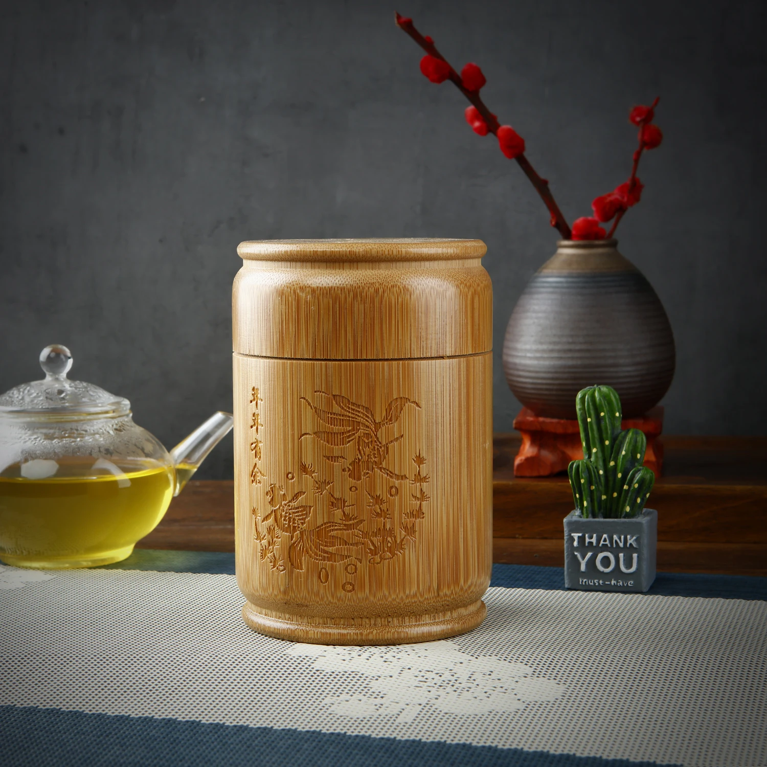 Tea Canister Handmade Bamboo Tea Storage Box Carved Tea Canister Lid Seal Kitchen Storage Jars Accessories Spice Box Case Organizer