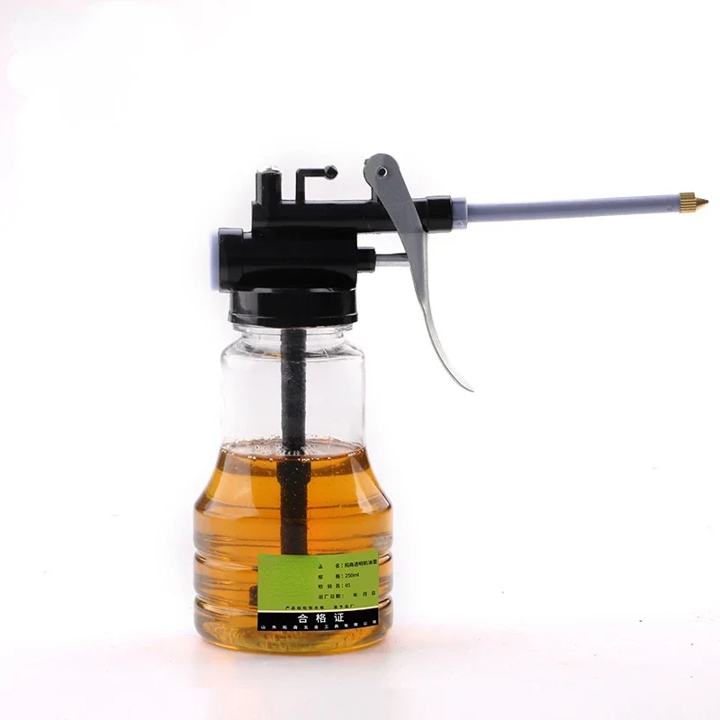 250ml Clear High Pressure Oil Can Plastic Hose Refueling Pot Copper Nozzle Sprays Oiler Gun for Vehicle Rustproof Maintenance