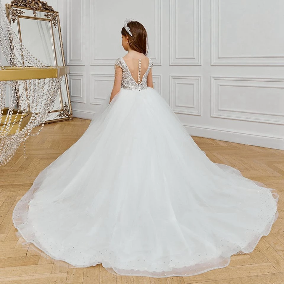Maßgeschneiderte luxuriöse weiße Glitzerkristall-Perlen-Blumenmädchenkleider für die Hochzeit 2026 Illusion Ballkleid Erstkommunionkleider – Detail 4