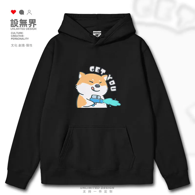 

Толстовка мужская с капюшоном, оригинальная кофта с принтом Сиба-собаки, играющая в водяной ружье, милая собака, спортивная одежда для осени и зимы