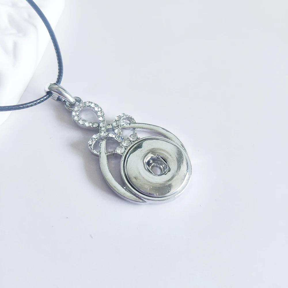 10pcs Snap Button Jewelry Necklaces Rhinestone Crystal Flower Snap Necklace Fit DIY 20MM 18mm Snaps Buttons Pendant Necklace