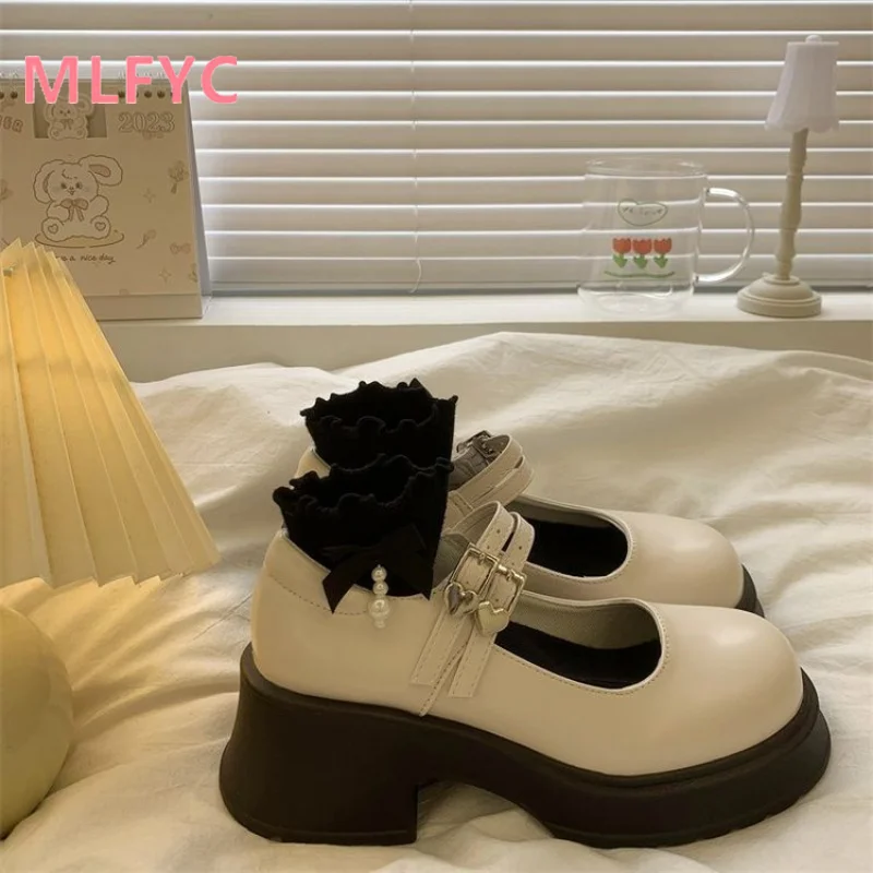 Black round toe thick soled women's shoes 2023 New Spring and Autumn Comfort Shallow cut Single Shoes Fashion Women Single Shoes