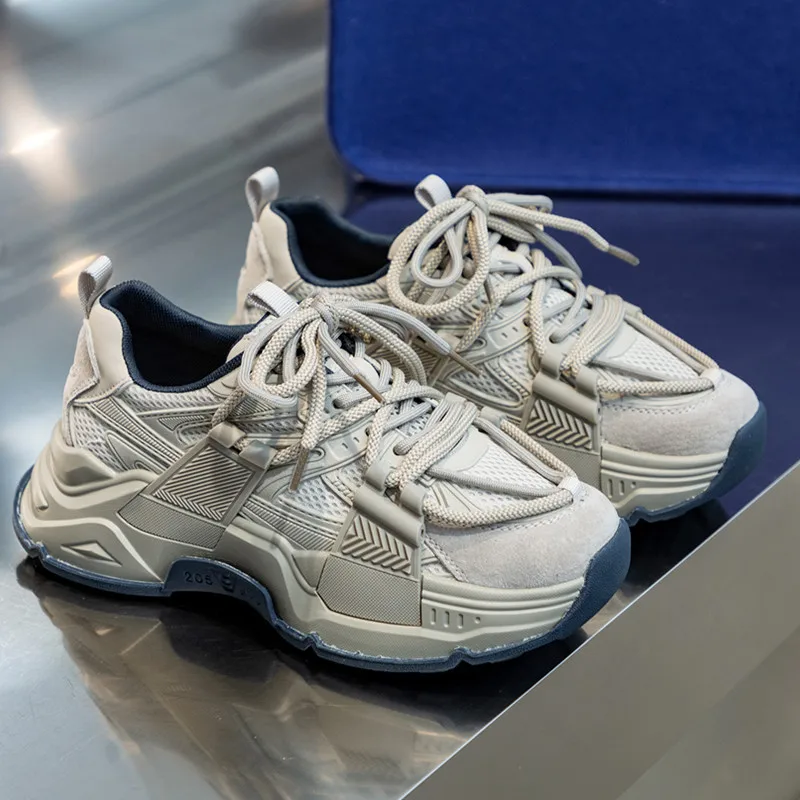 

Женские кроссовки на платформе, из ПУ кожи, со шнуровкой