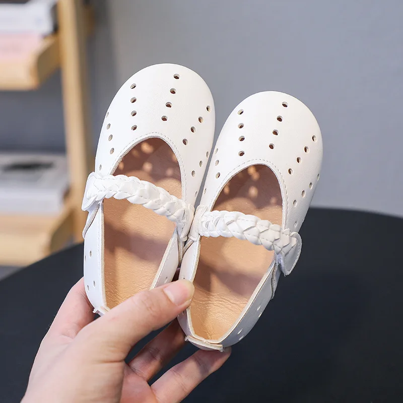 

Kids White Leather Shoes Spring Autumn Hollow Rubber Soft Bottom Girl Princess Fashion PU Kids Flat Children Casual Shoes School