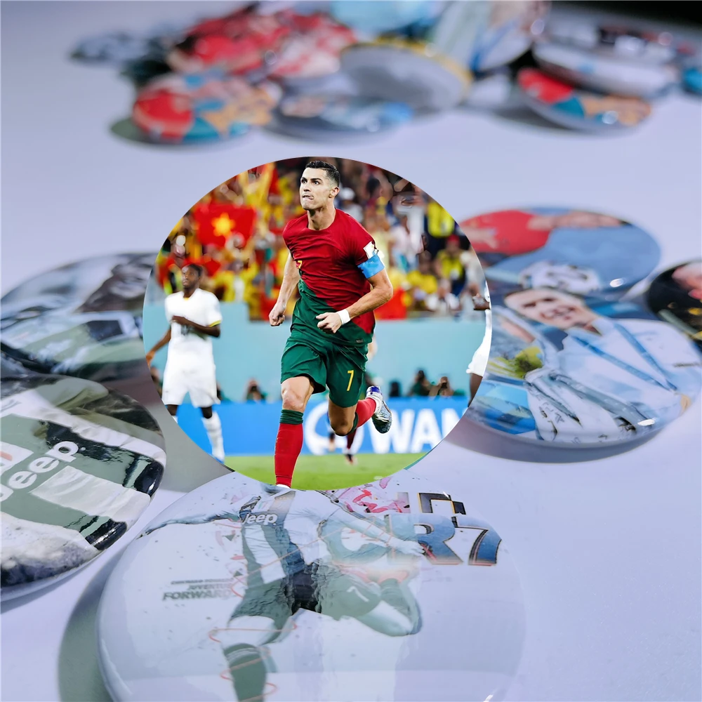 Cristiano Ronaldo Enamel Pins Tinplate Football Sports Gift for Football Armband Soccer Equipment Decorative Badges 6Pcs